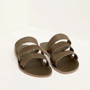 KYMA Antiparos Sandals - Army Green